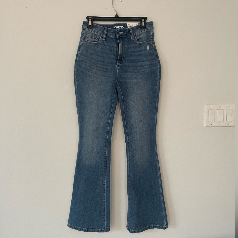 NWT Sonoma High Rise Flare Jeans Women’s Size 6